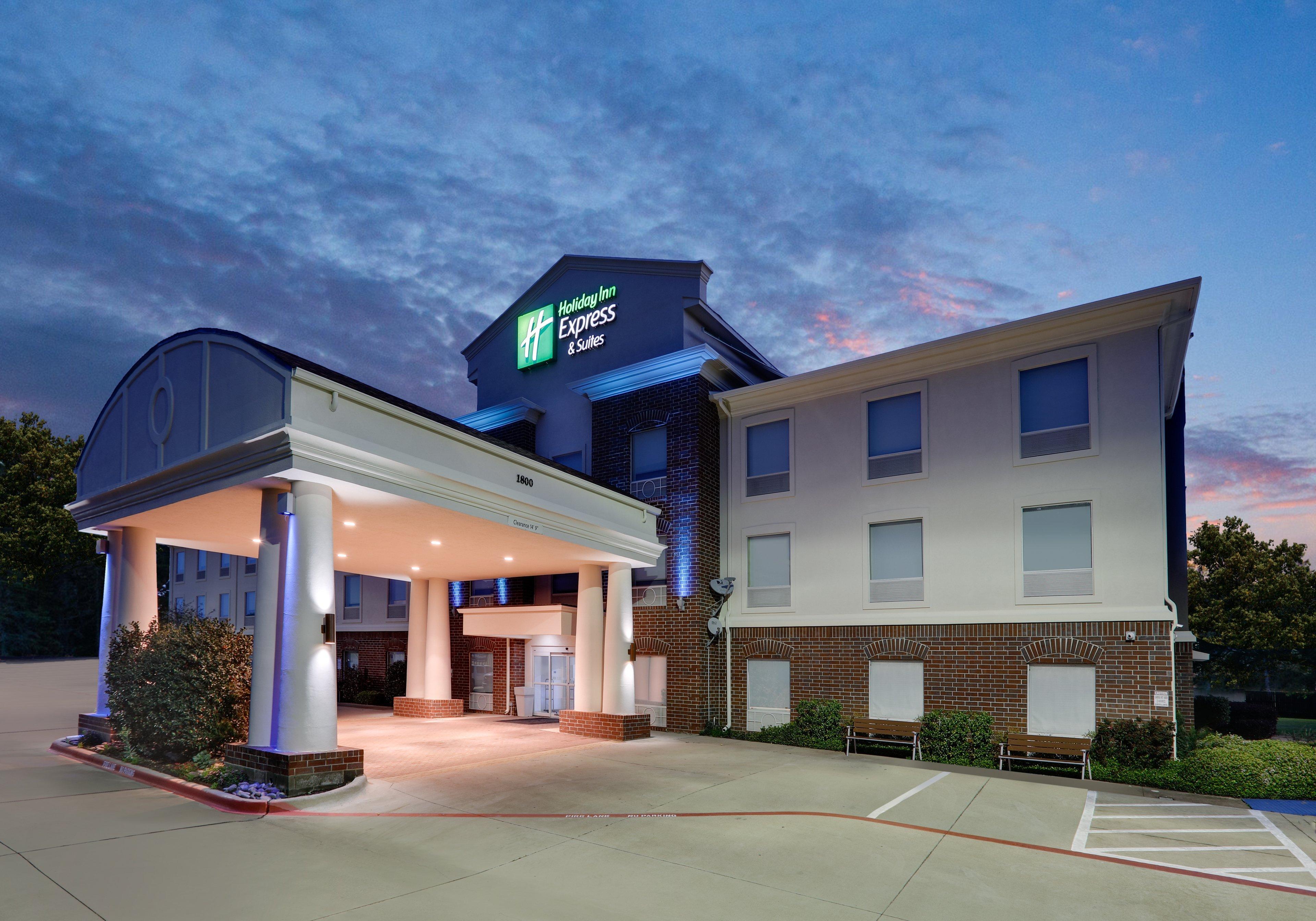Holiday Inn Express Hotel & Suites Cleburne By Ihg Eksteriør bilde